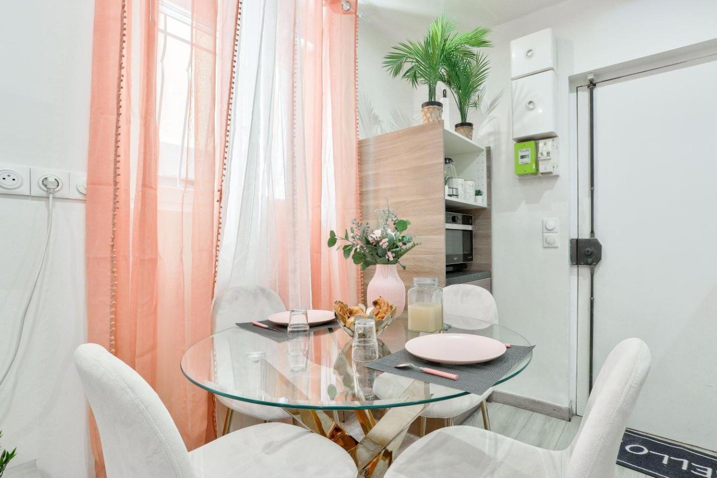 Le Nid Douillet Appartement Confortable A 5 Min Du Stade De France Et Proche De L'Aeroport Cdg Saint-Denis  Extérieur photo